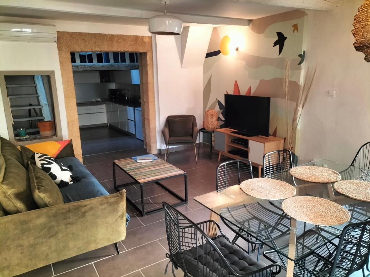 Maison De Village Familiale Pont Du Gard, Toit Terrasse, Barbecue, Fibre Vers Pont du Gard Bagian luar foto