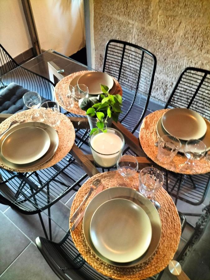 Maison De Village Familiale Pont Du Gard, Toit Terrasse, Barbecue, Fibre Vers Pont du Gard Bagian luar foto